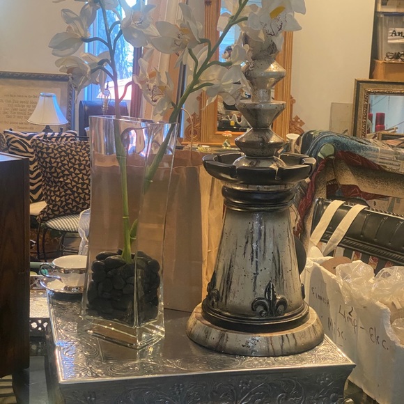 Estate Sale Contact if you are interested in Antique or Vintage HIGH END items! - Picture 7 of 17